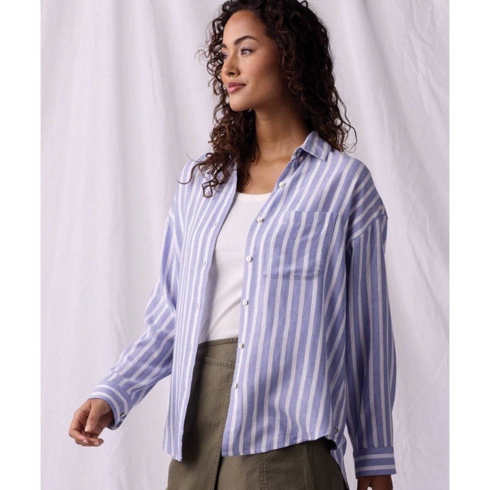 The Normal Brand Freshwater Overshirt Women Medium Blue White Stripe Linen Blend